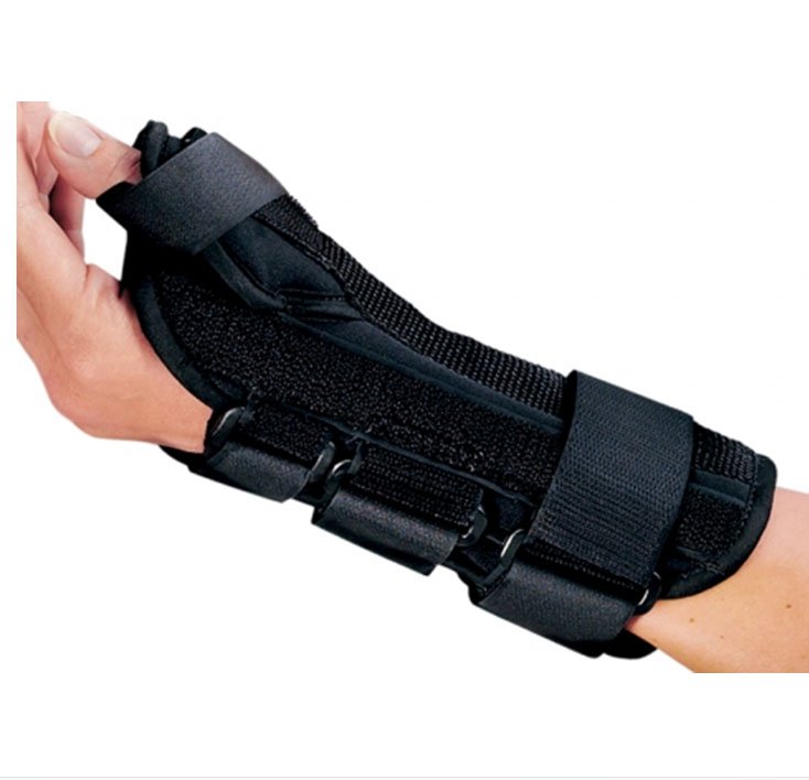 ProCare ComfortFORM Wrist Splint with Abducted Thumb Medium, Left