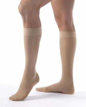 Women's Ultra Sheer Knee High 15-20mmHg Classic Black
